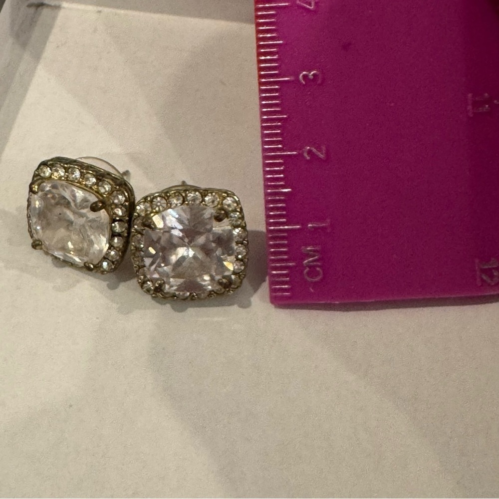Faux Diamond Stud Statement Costume Jewelry Earrings - Picture 4 of 4